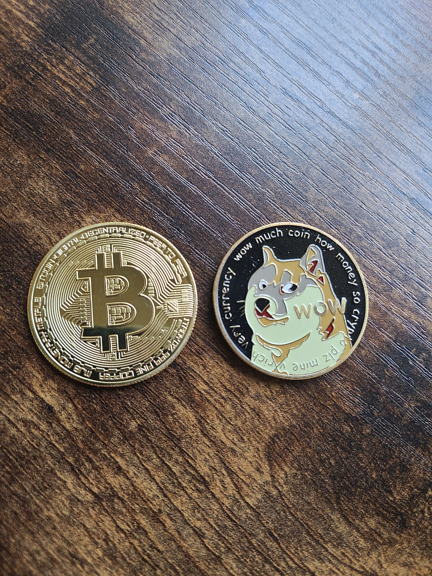 Challenge Coins - 1 Bitcoin + 1 Dogecoin